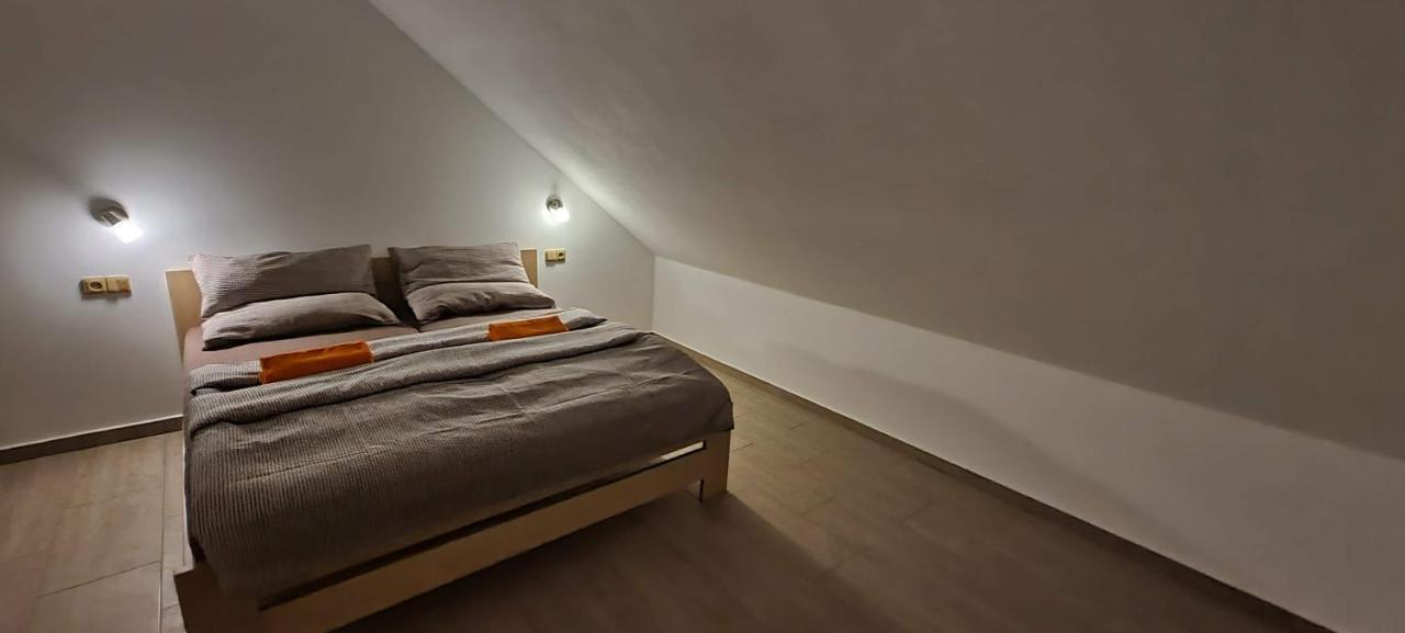 Apartmany Adieu 2 Třeboň Eksteriør billede