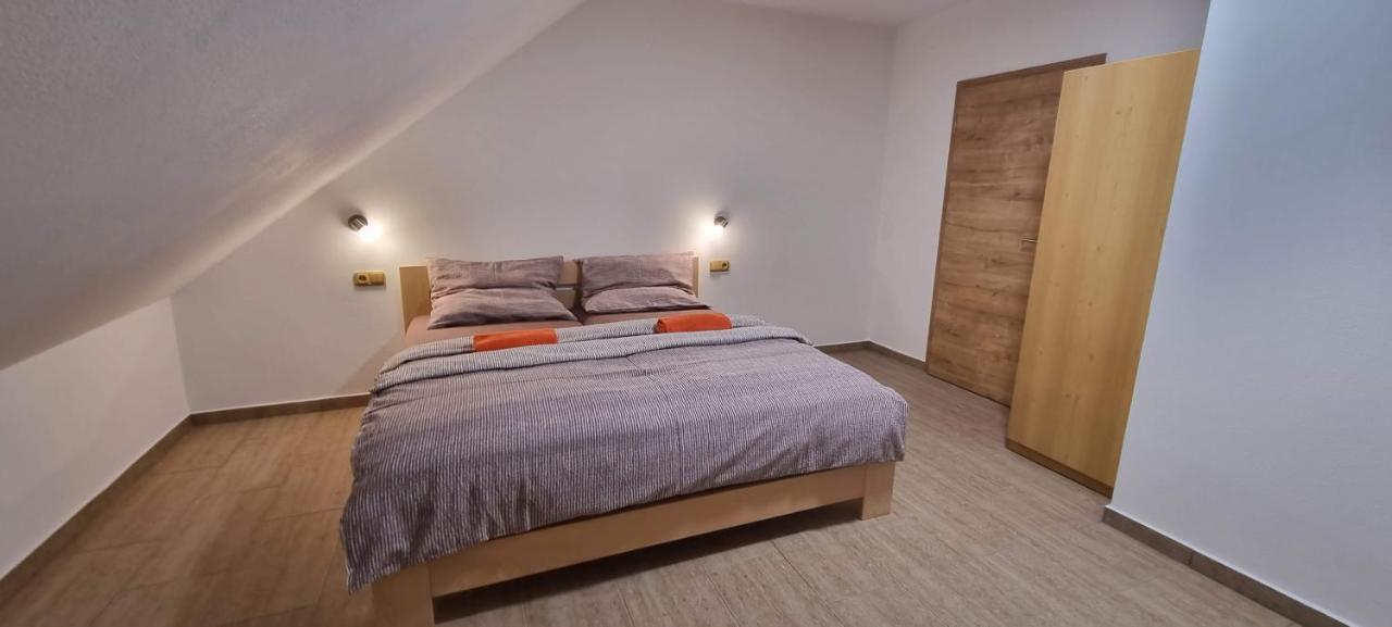 Apartmany Adieu 2 Třeboň Eksteriør billede